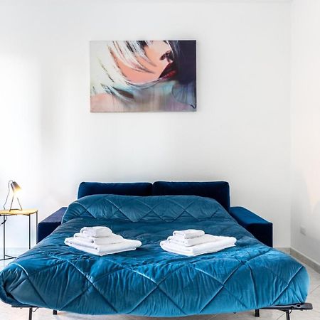 Dreams Little Apartment - M5 Station - Near Center Милано Екстериор снимка