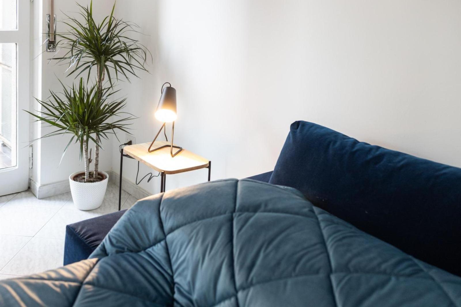 Dreams Little Apartment - M5 Station - Near Center Милано Екстериор снимка