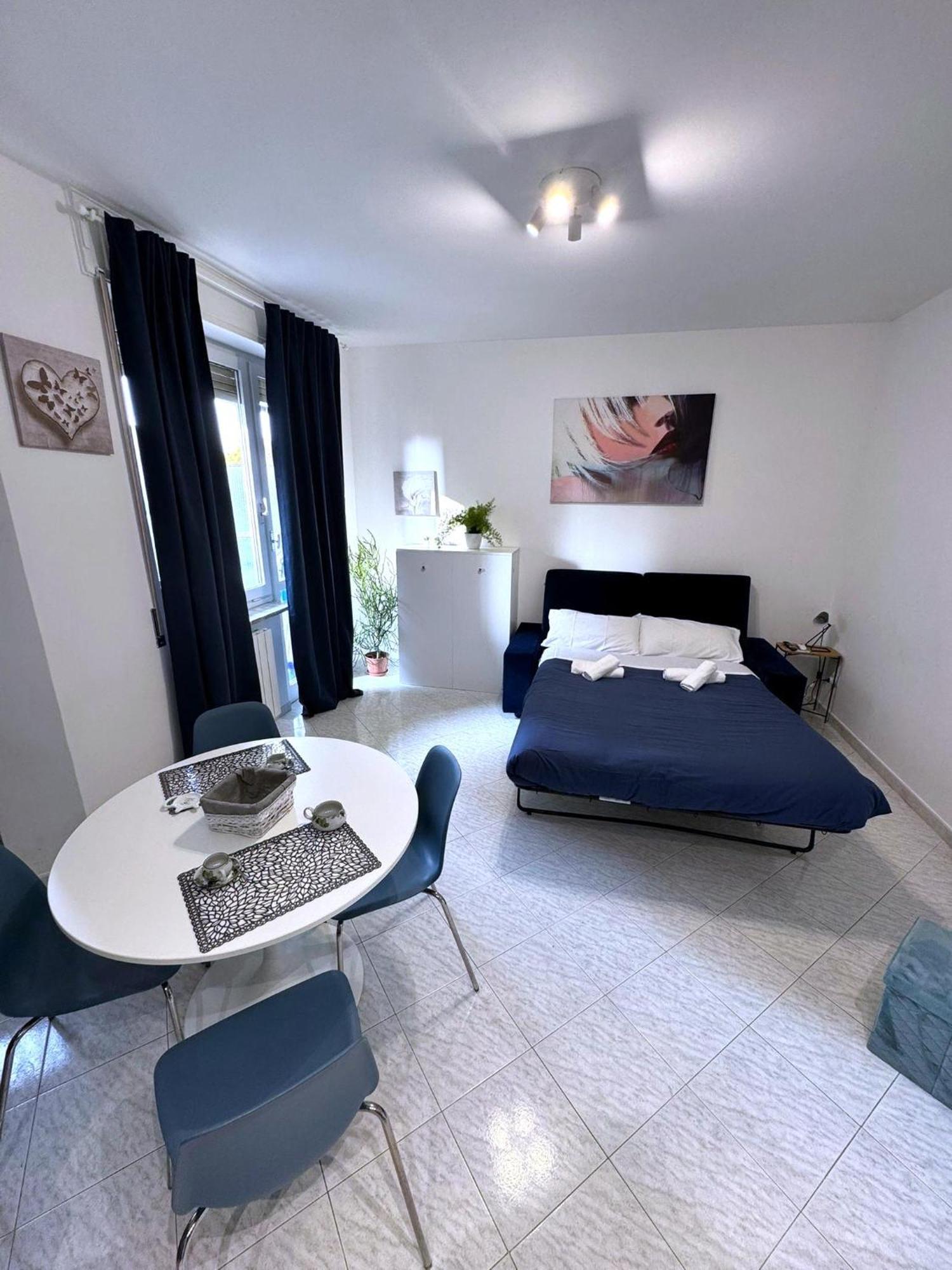 Dreams Little Apartment - M5 Station - Near Center Милано Екстериор снимка